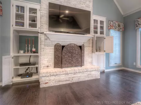 5146 E 107th Pl, Tulsa, OK 74137 photo 8