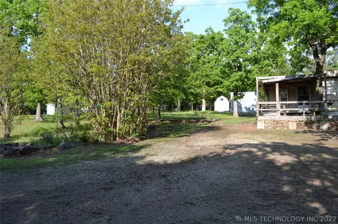 71 S Happy St, Eufaula, OK 74432 photo 28