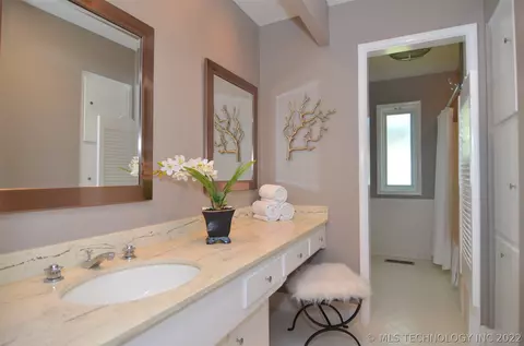 3737 E 48th Pl, Tulsa, OK 74135 photo 30