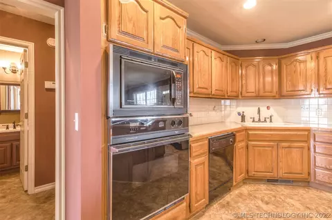 3203 E 84th St, Tulsa, OK 74137 photo 25