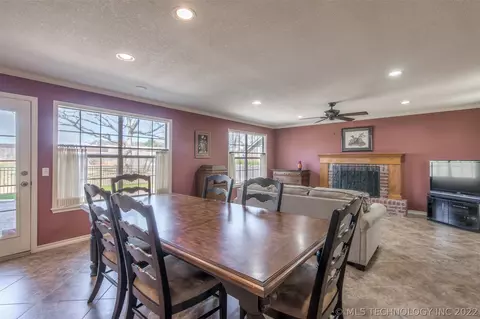 3203 E 84th St, Tulsa, OK 74137 photo 6