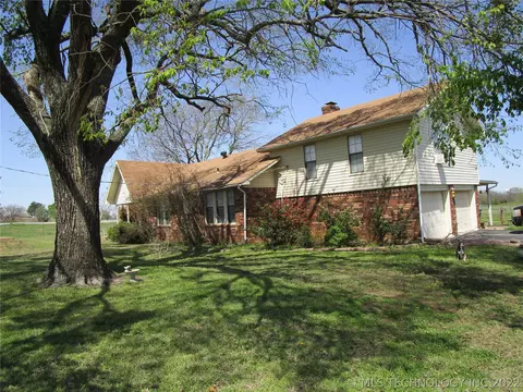 2324 SE 3rd Ave, Durant, OK 74701 photo 2