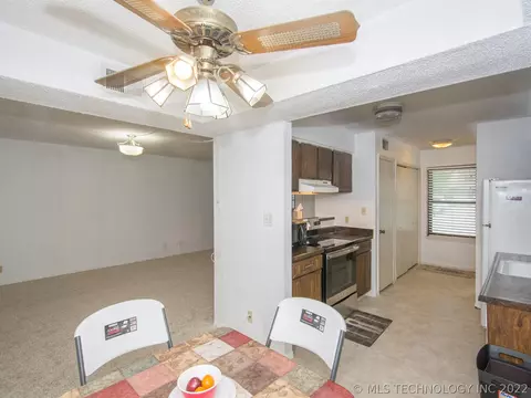 2209 E 67th Street 2107, Tulsa, OK 74136 photo 7