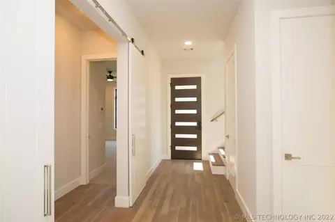 1038 E 34th St S, Tulsa, OK 74105 photo 6