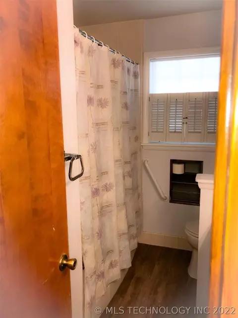 8524 E 38th St, Tulsa, OK 74145 photo 10