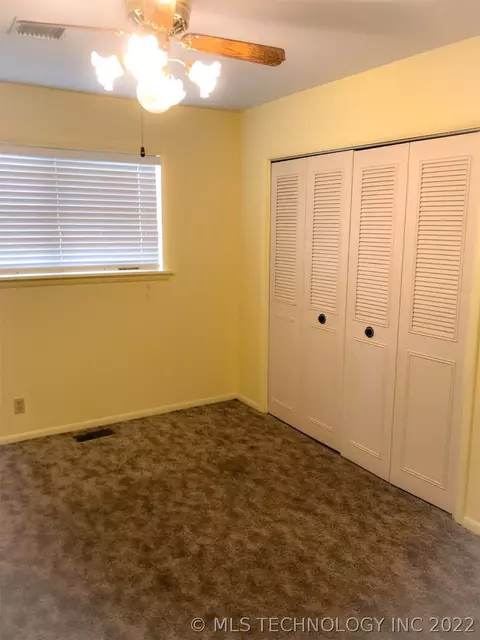 8524 E 38th St, Tulsa, OK 74145 photo 17