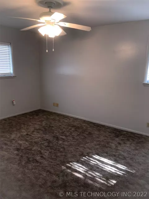8524 E 38th St, Tulsa, OK 74145 photo 11