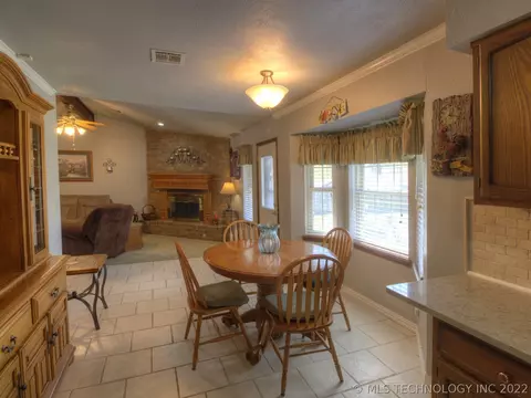 315 E Waco Pl, Broken Arrow, OK 74011 photo 11
