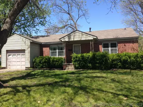 3903 E 38th St, Tulsa, OK 74135 photo 2