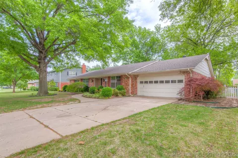 7032 E 69th St, Tulsa, OK 74133 photo 3