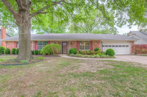 7032 E 69th St, Tulsa, OK 74133 photo 1