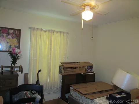 6934 E Latimer Pl, Tulsa, OK 74115 photo 15