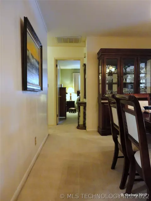 1705 E 59th Pl, Tulsa, OK 74105 photo 24