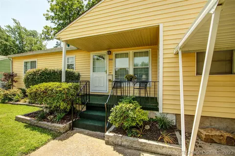 7332 E King St, Tulsa, OK 74115 photo 4