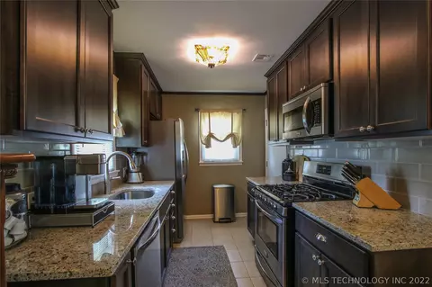 7332 E King St, Tulsa, OK 74115 photo 11