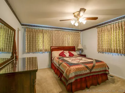 6824 E 55th St, Tulsa, OK 74145 photo 20