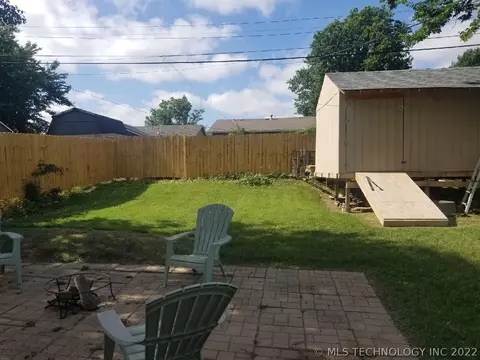 6734 E 8th St, Tulsa, OK 74112 photo 3