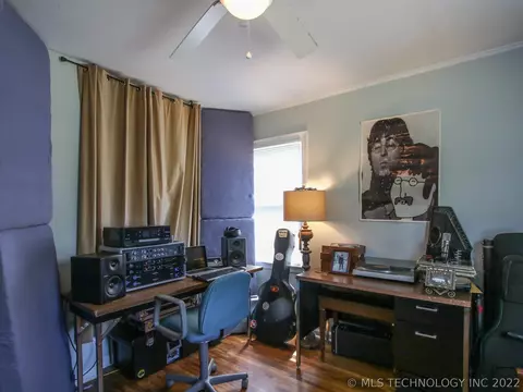3739 E 2nd Pl, Tulsa, OK 74112 photo 22