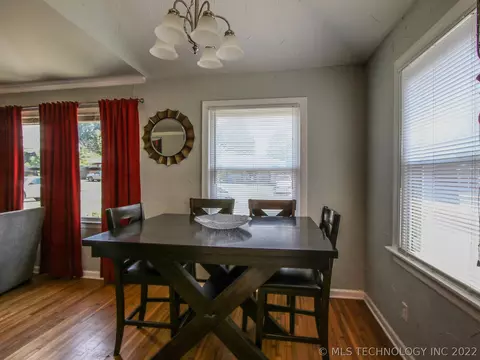 3739 E 2nd Pl, Tulsa, OK 74112 photo 8