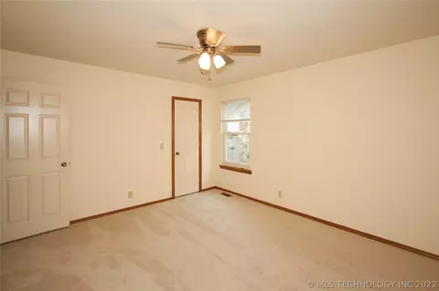 6006 E 80th Pl, Tulsa, OK 74136 photo 19