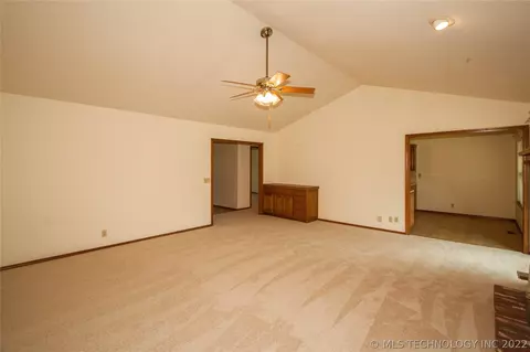 6006 E 80th Pl, Tulsa, OK 74136 photo 5
