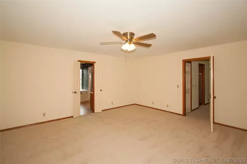 6006 E 80th Pl, Tulsa, OK 74136 photo 12