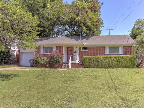 4609 E 40th St, Tulsa, OK 74135 photo 2
