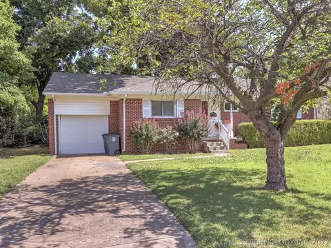 4609 E 40th St, Tulsa, OK 74135 photo 3