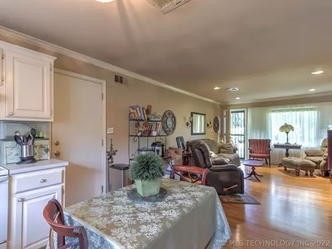 4609 E 40th St, Tulsa, OK 74135 photo 12