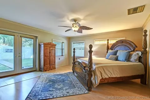 211 E 33rd Pl, Tulsa, OK 74105 photo 14