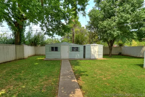 211 E 33rd Pl, Tulsa, OK 74105 photo 25