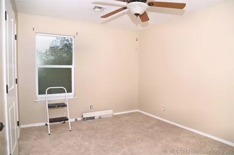 1197 E 132nd Pl, Glenpool, OK 74033 photo 15