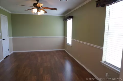 1197 E 132nd Pl, Glenpool, OK 74033 photo 11