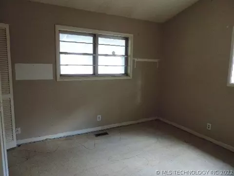 10633 E 18th St, Tulsa, OK 74128 photo 10