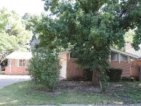 10633 E 18th St, Tulsa, OK 74128 photo 1