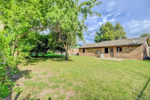 1030 144th Pl, Glenpool, OK 74033 photo 15