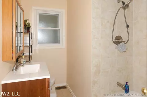 7343 E Independence St N, Tulsa, OK 74115 photo 7