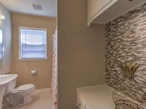 1023 E 38th St, Tulsa, OK 74105 photo 21