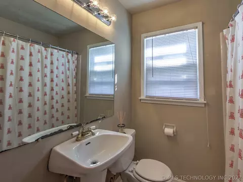 1023 E 38th St, Tulsa, OK 74105 photo 22