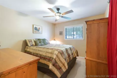6852 E 56th St, Tulsa, OK 74145 photo 22