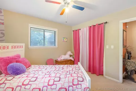 6852 E 56th St, Tulsa, OK 74145 photo 27