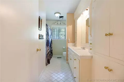 6852 E 56th St, Tulsa, OK 74145 photo 25
