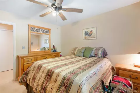 6852 E 56th St, Tulsa, OK 74145 photo 23