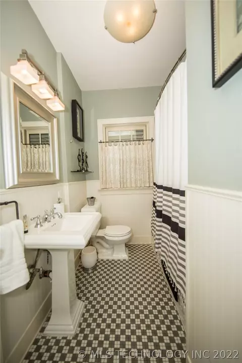 1239 E 32nd St, Tulsa, OK 74105 photo 18