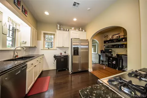 1239 E 32nd St, Tulsa, OK 74105 photo 15