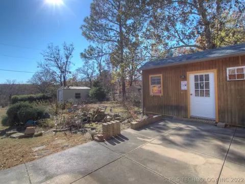1906 E 20th St, Okmulgee, OK 74447 photo 24