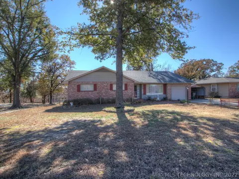 1906 E 20th St, Okmulgee, OK 74447 photo 28