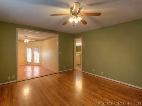 1906 E 20th St, Okmulgee, OK 74447 photo 19