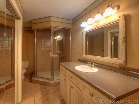 1906 E 20th St, Okmulgee, OK 74447 photo 21