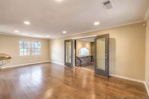 10932 E 4th St, Tulsa, OK 74128 photo 6